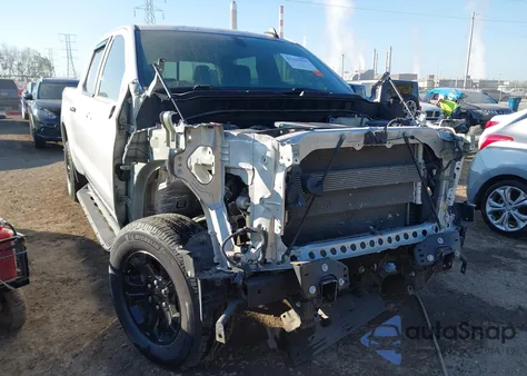 2020 Chevrolet Silverado 1500 4Wd Short Bed Lt Trail Boss z USA, uszkodzony, nr VIN 3GCPYFED9LG389677